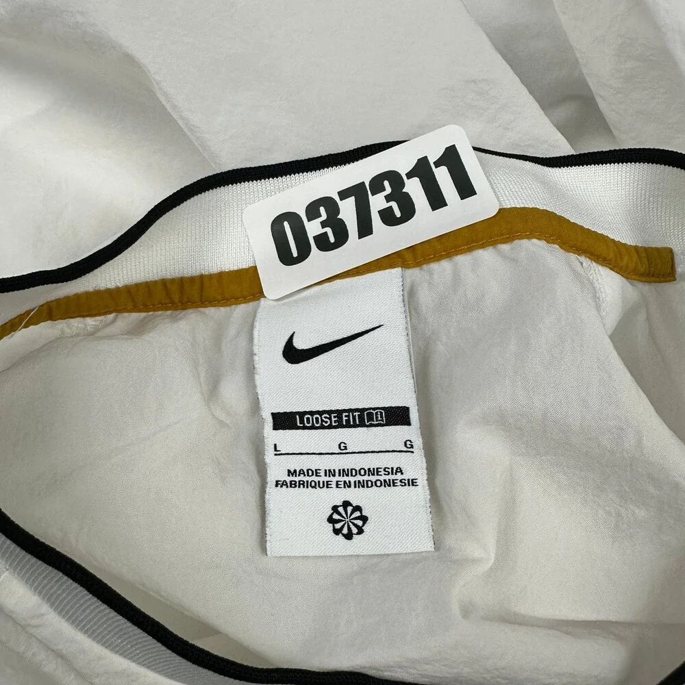Nike Pullover Men Large White F.C. Football Club Soccer Center Swoosh Jacket L
